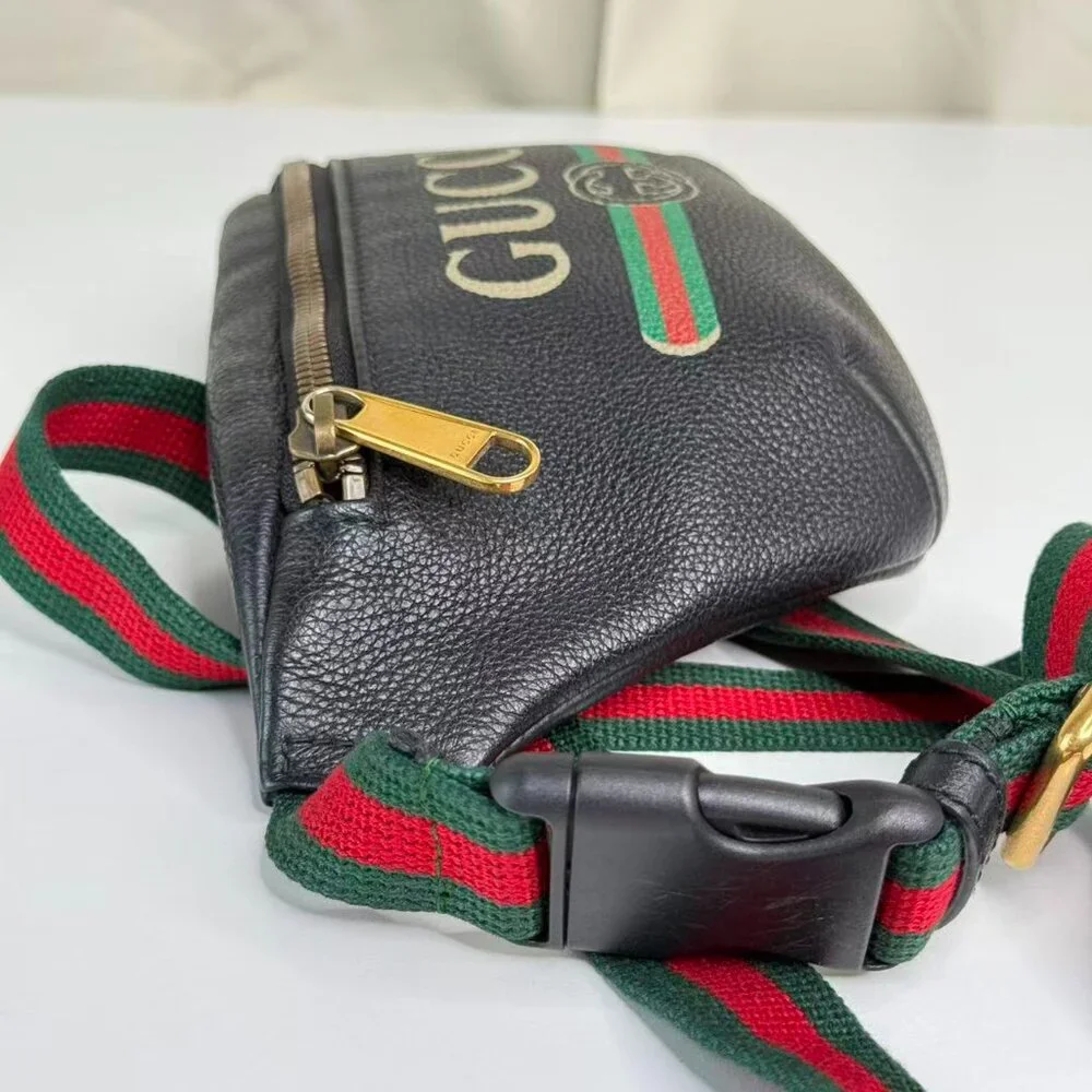 Gucci Black Leather Printed Bum Bag with Green & Red Stripes and Gold Hardware - Picture 3 of 8